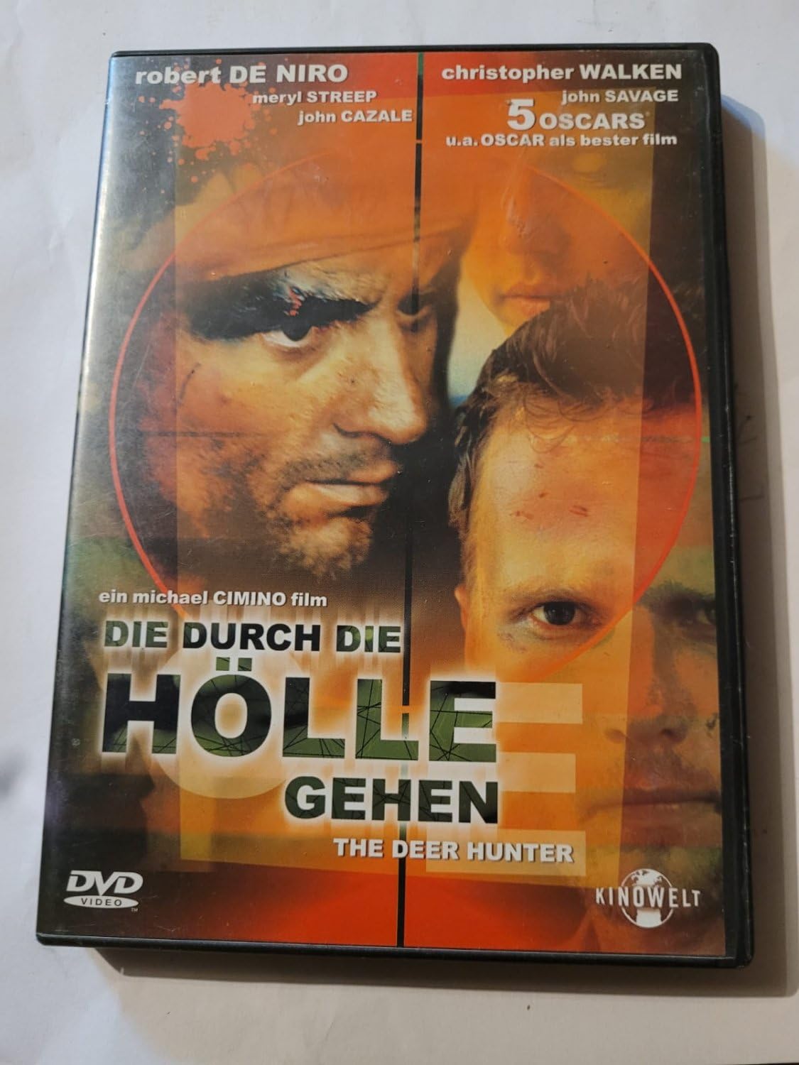 ディア・ハンター : ロバート・デ・ニーロ, デリック・ウォッシュ